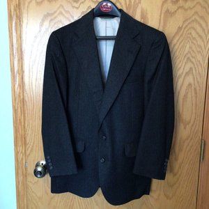 C&R Clothiers - Men's Charcoal Gray Pinstripe 100% Wool Two Piece Suit Jacket &